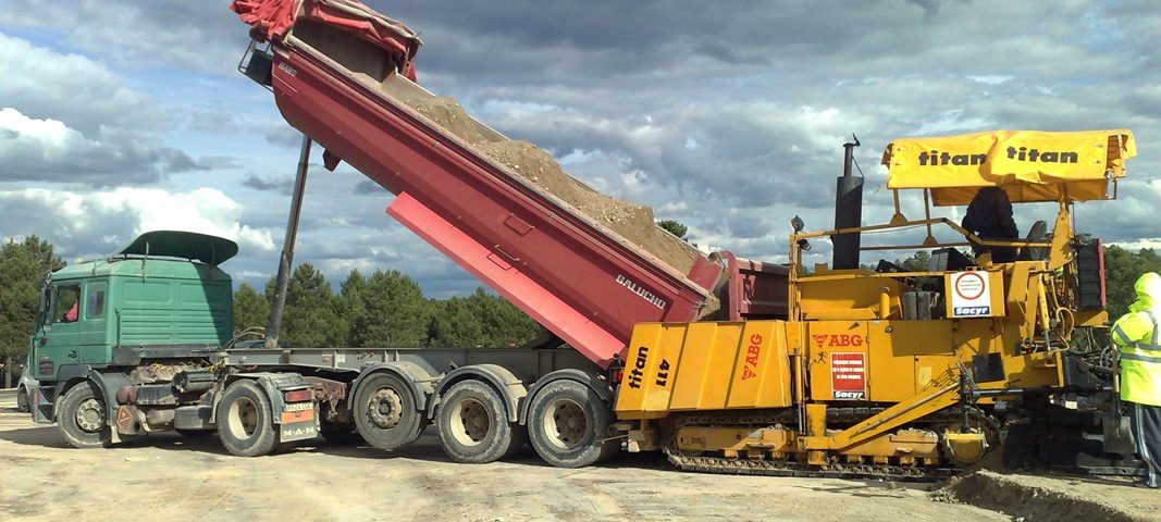 maquinaria transporte tierras