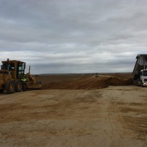 Carga y transporte de zahorra